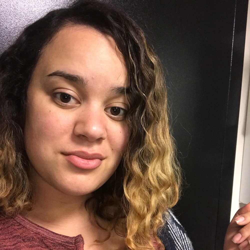 Meet your Posher, Danica